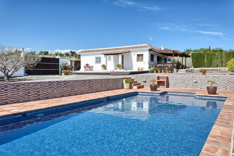 Lovely country home in the hills above Estepona